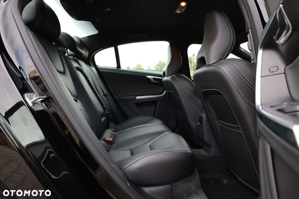 Volvo S60 T5 Drive-E Summum - 26