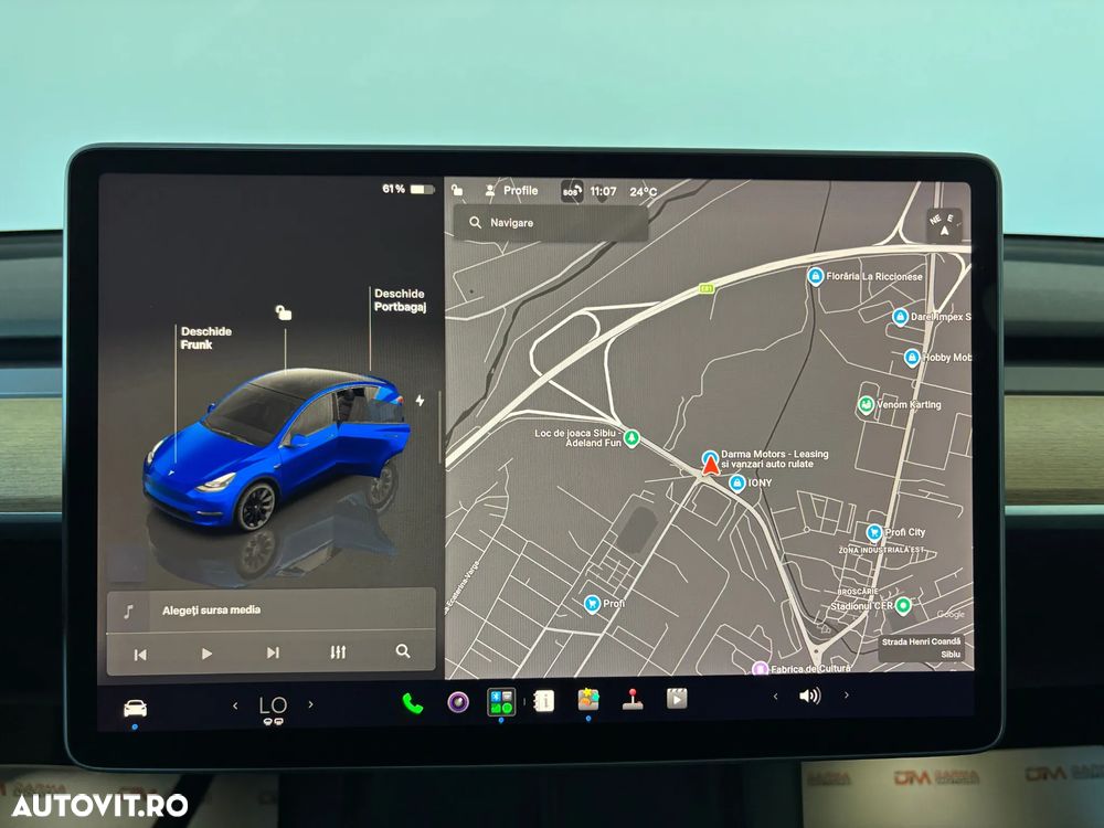 Tesla Model Y - 16