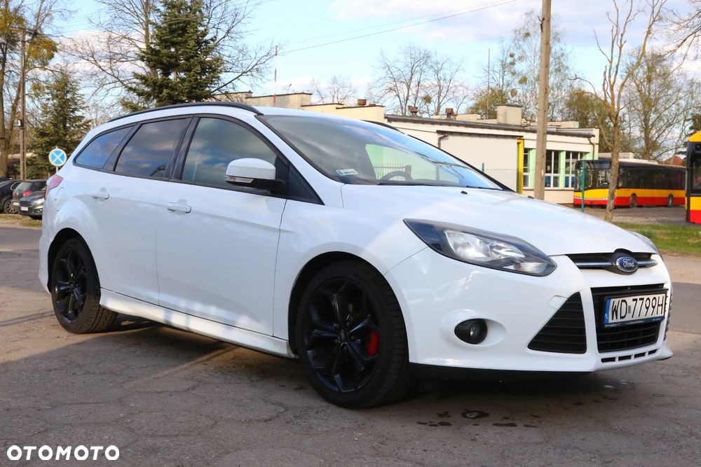 Ford Focus 1.0 EcoBoost Trend - 10