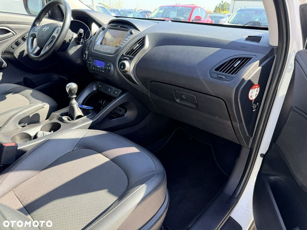 Hyundai ix35 - 15