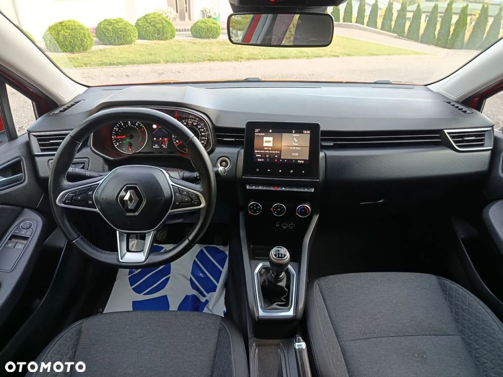 Renault Clio - 22