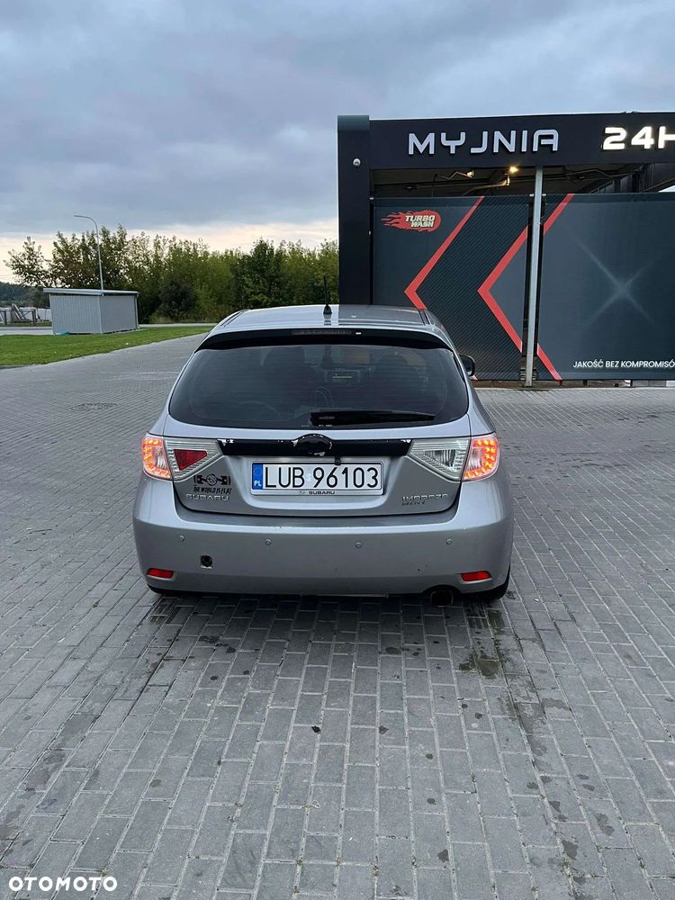 Subaru Impreza - 4