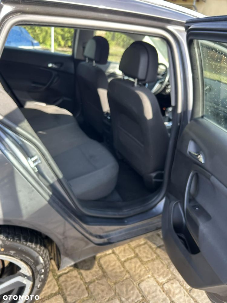 Opel Insignia 1.8 - 11