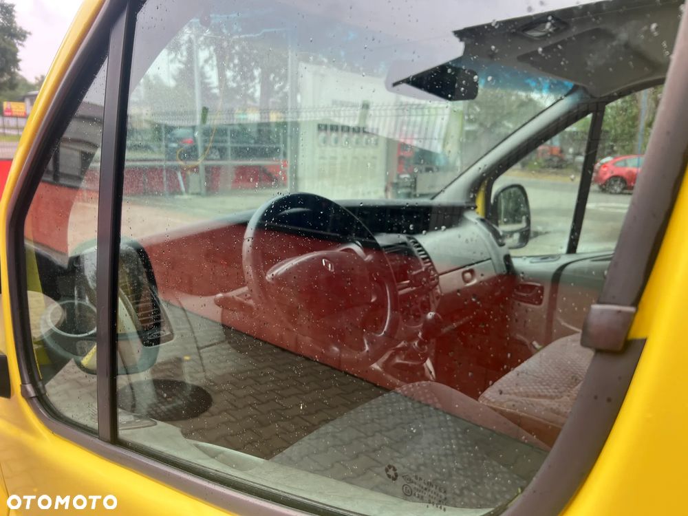 Renault Trafic - 7