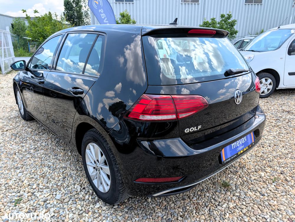 Volkswagen Golf 1.6 TDI DSG Comfortline - 8