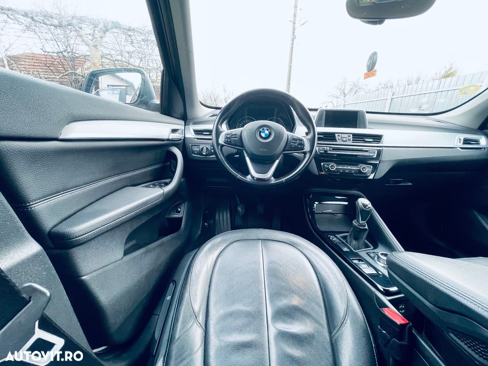 BMW X1 xDrive18d - 11