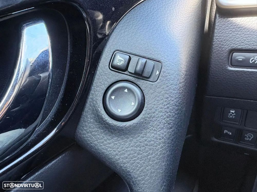 Nissan Qashqai 1.5 dCi Tekna Premium 17 Alcantara - 36