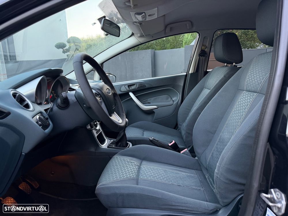 Ford Fiesta 1.25 Titanium - 11