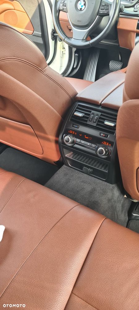 BMW Seria 5 520d - 16