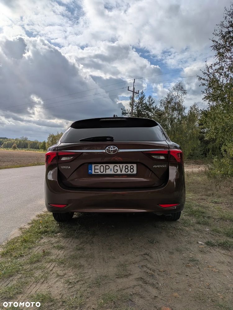 Toyota Avensis 2.0 D-4D Prestige - 5