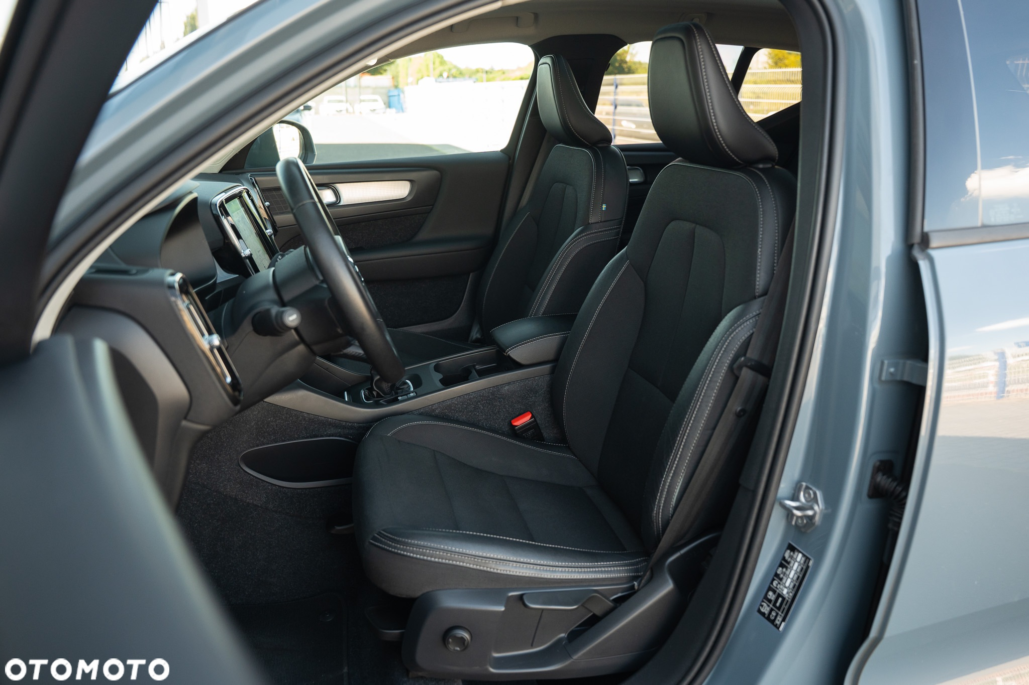 Volvo XC 40 D3 Momentum Pro - 24