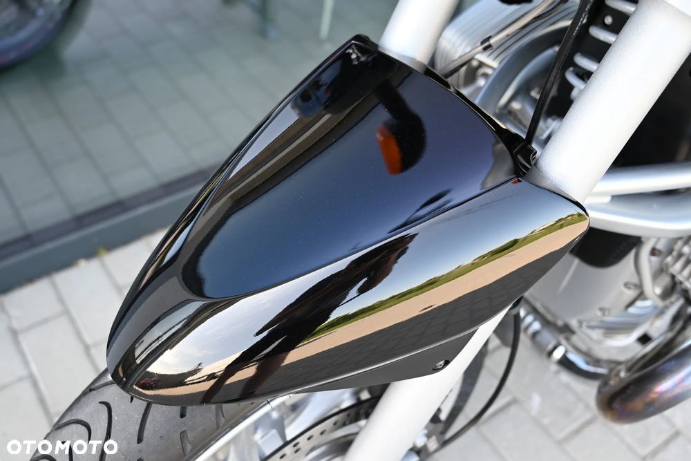 BMW R - 18