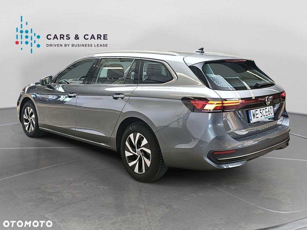 Volkswagen Passat - 32