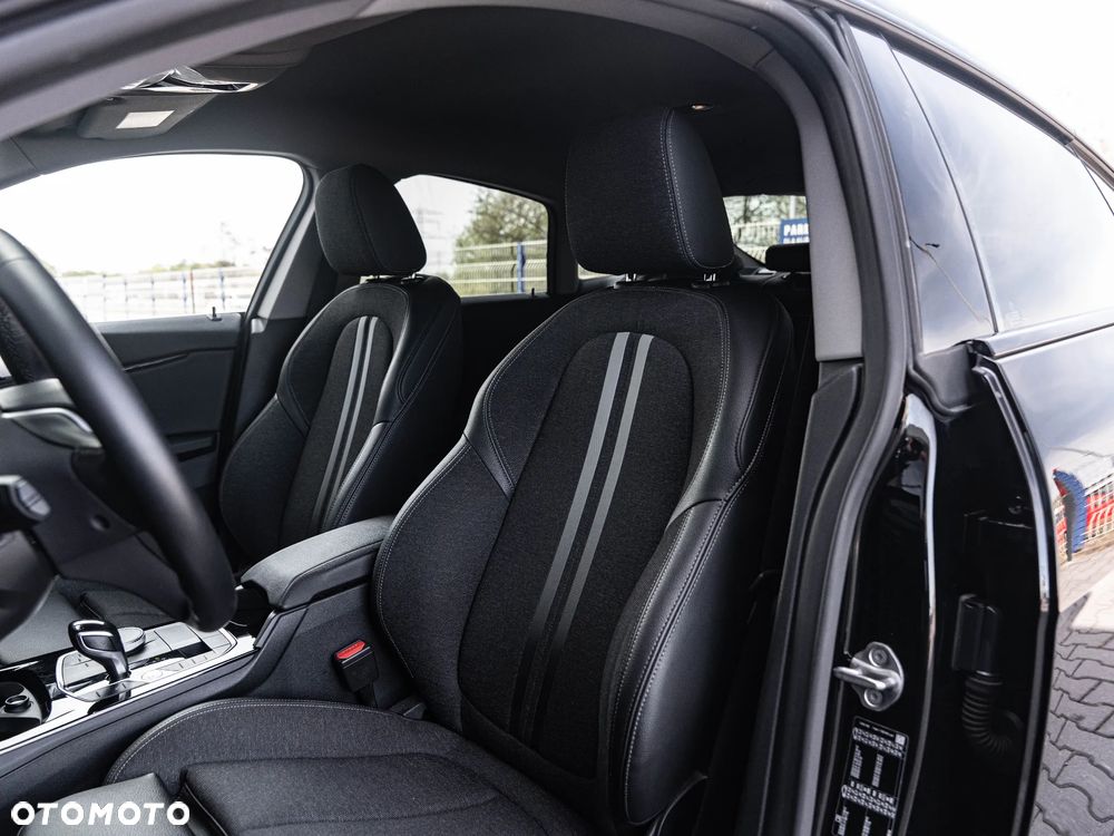 BMW Seria 2 218d Sport Line - 20