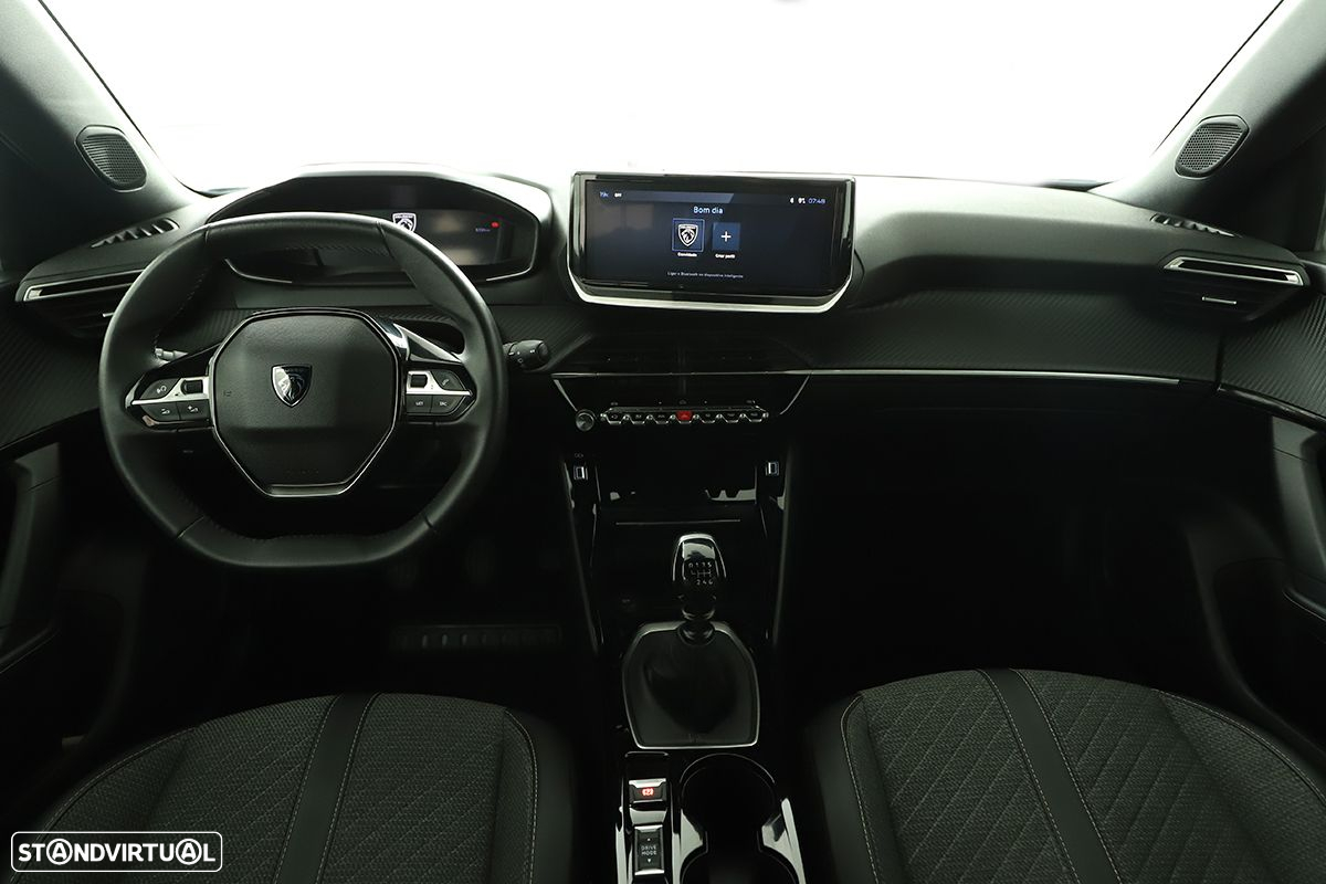 Peugeot 2008 1.2 PureTech Allure - 8