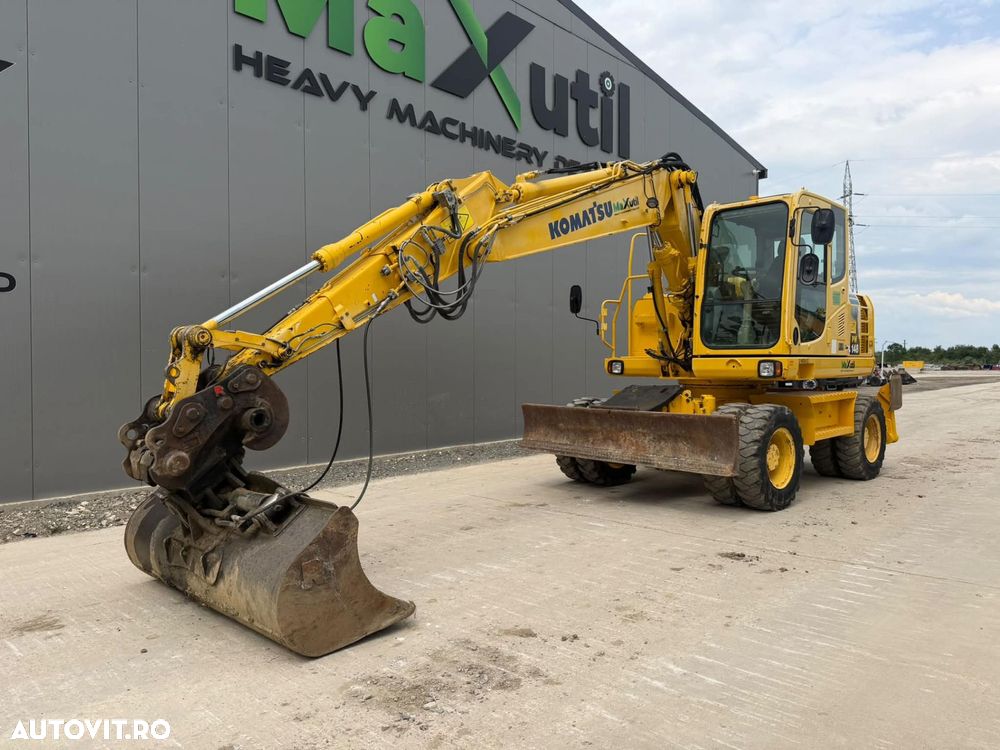 Komatsu PW148-8 Excavator pe Roti - 5
