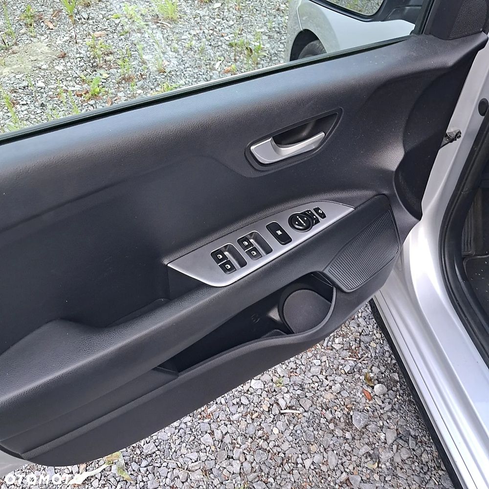 Kia Rio 1.0 T-GDI 120 DCT7 GT Line - 11