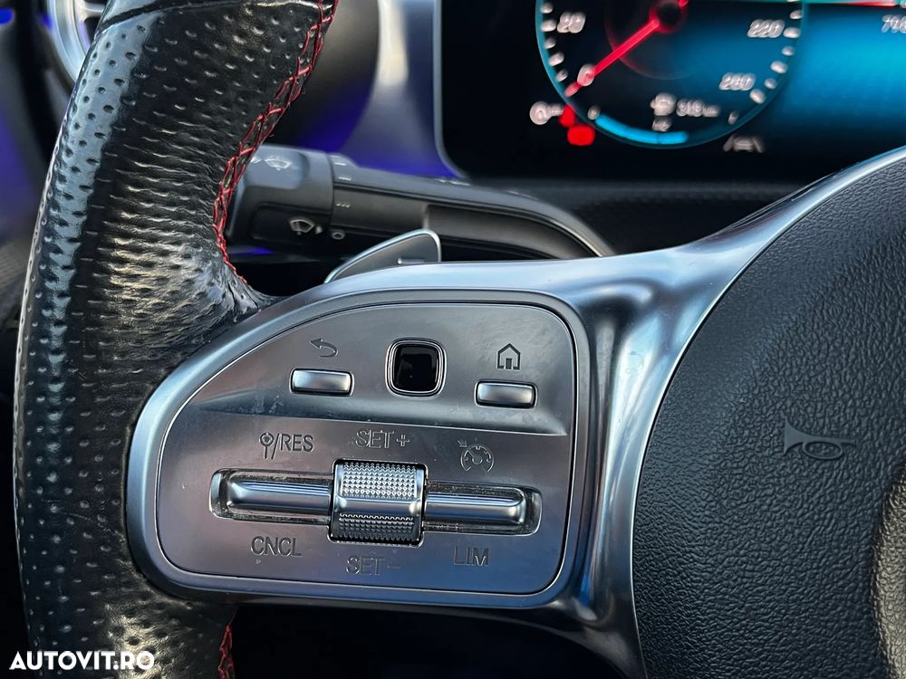 Mercedes-Benz CLA - 16