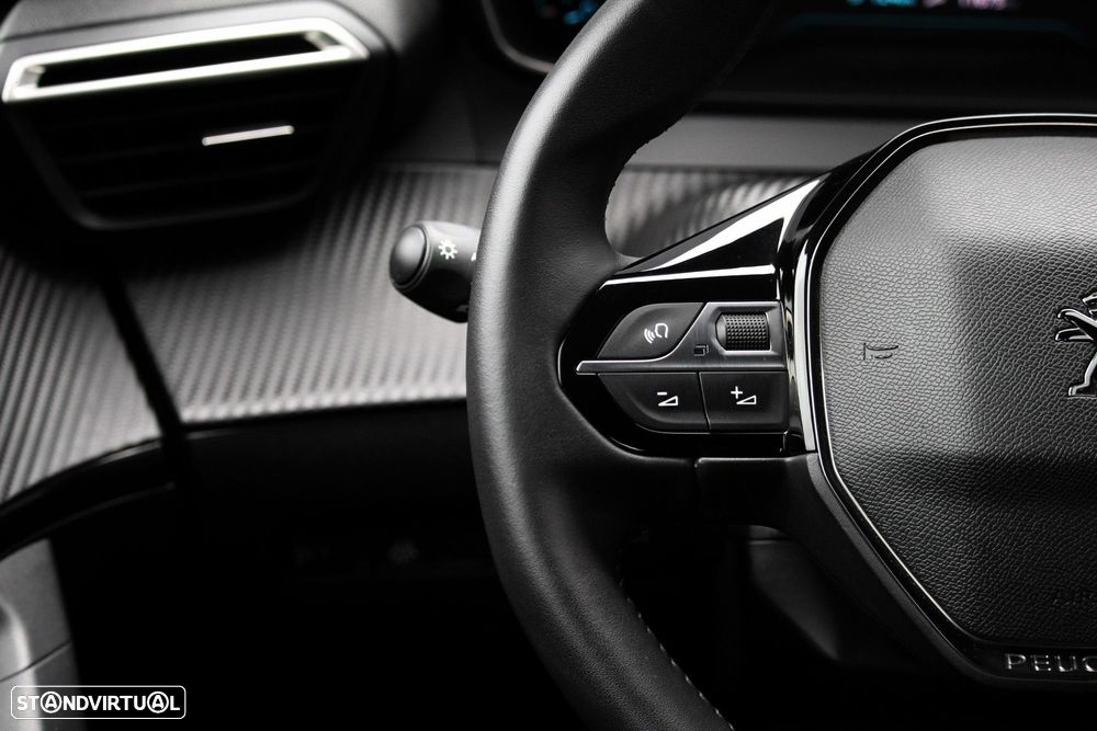 Peugeot e-2008 50 kWh Active Pack - 29