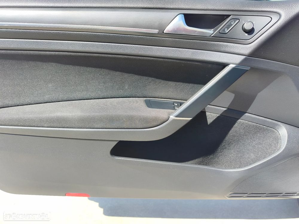 VW Golf 2.0 TSI GTI DSG - 7