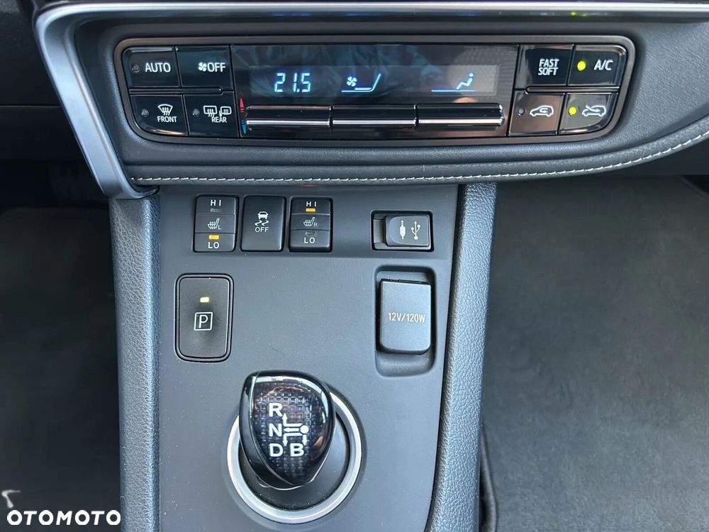 Toyota Auris - 28
