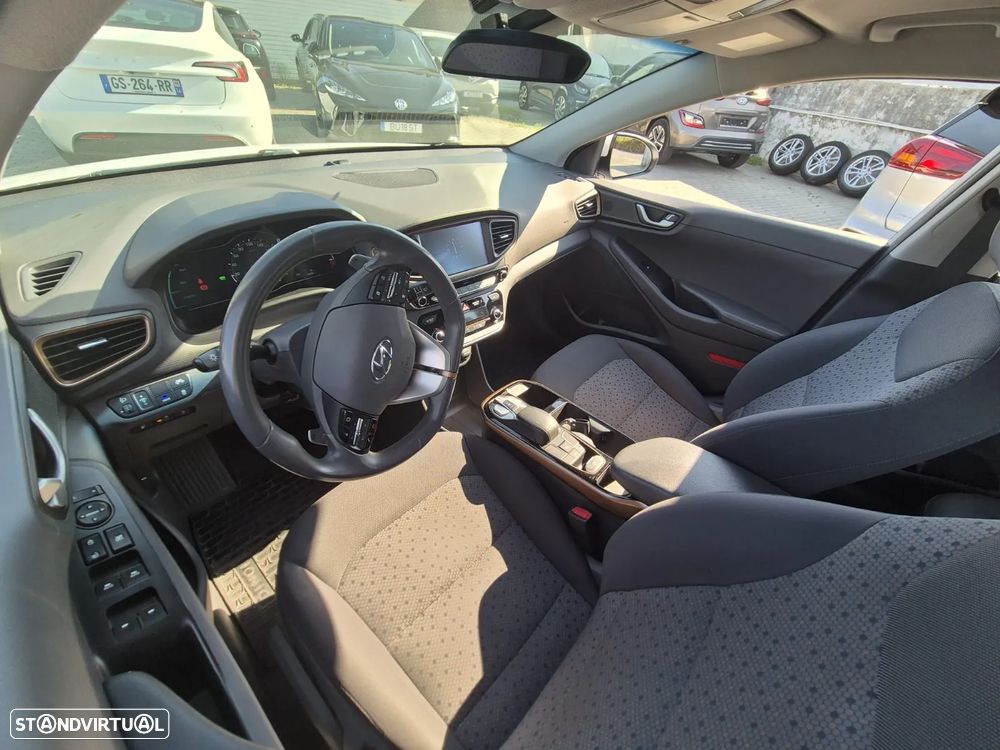 Hyundai Ioniq EV 28kWh Eletric Tech - 3