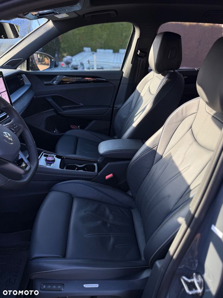 Volkswagen Tayron 2.0 TDI SCR 4MotION DSG R-Line - 9