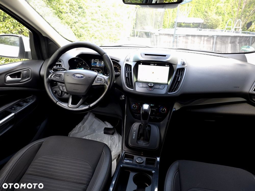 Ford Kuga 2.0 TDCi AWD Titanium - 4