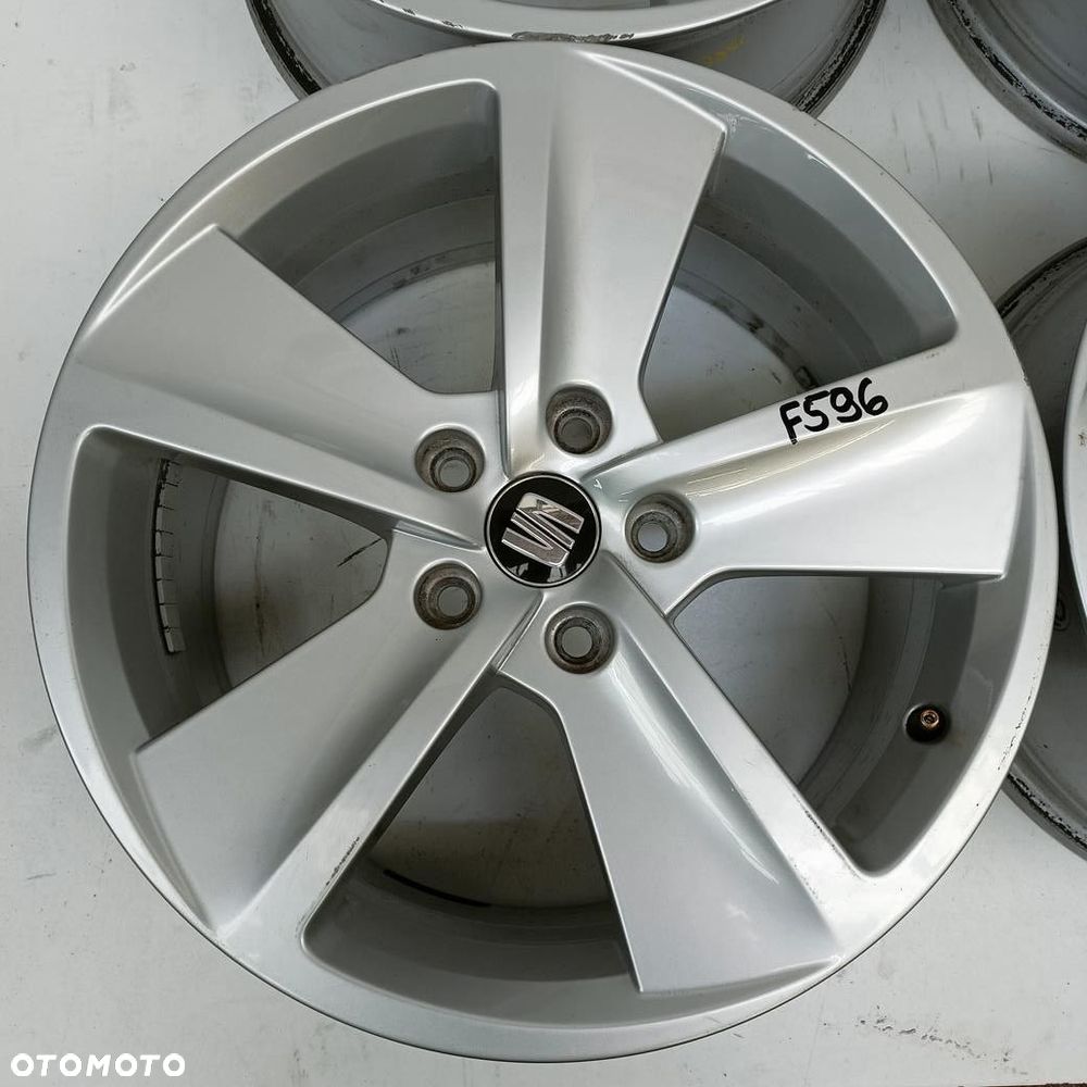 Alufelgi 5x112 17 Seat Leon 5F0601025 4szt (F596) - 5