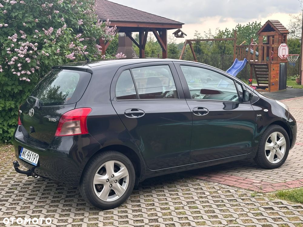 Toyota Yaris 1.4 D-4D Executive - 6