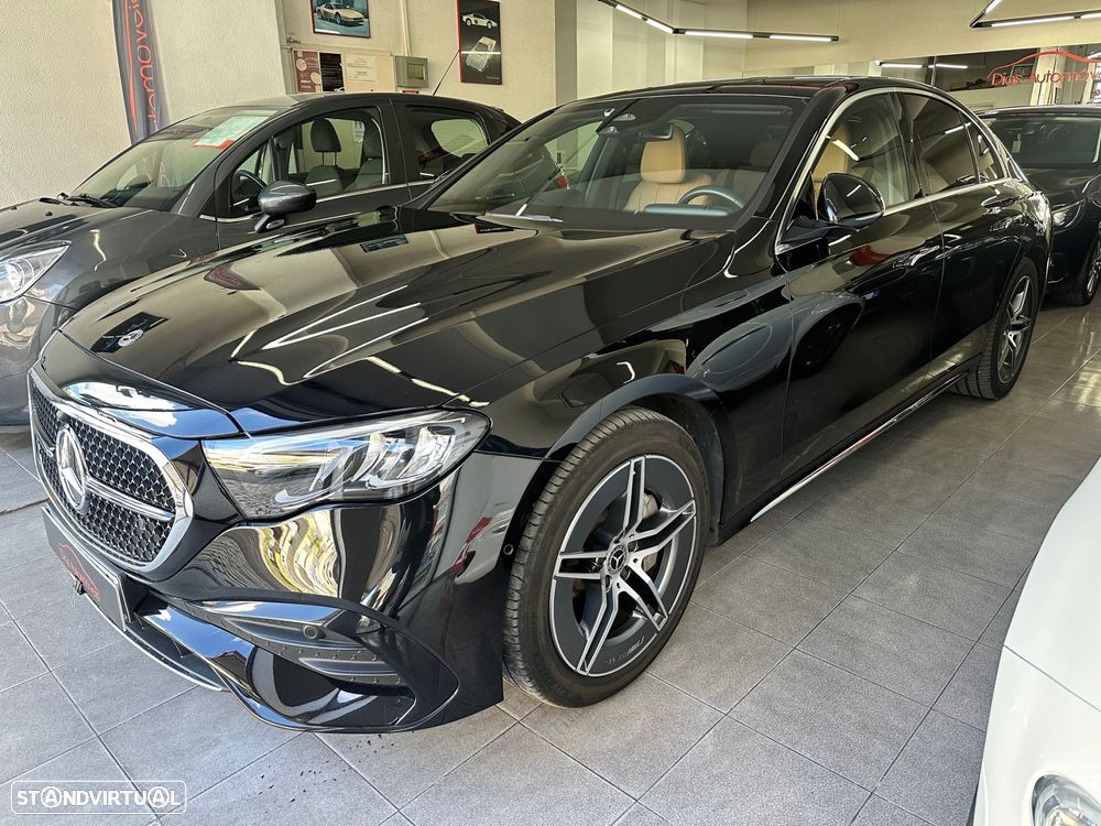 Mercedes-Benz E 300 e 4Matic - 4