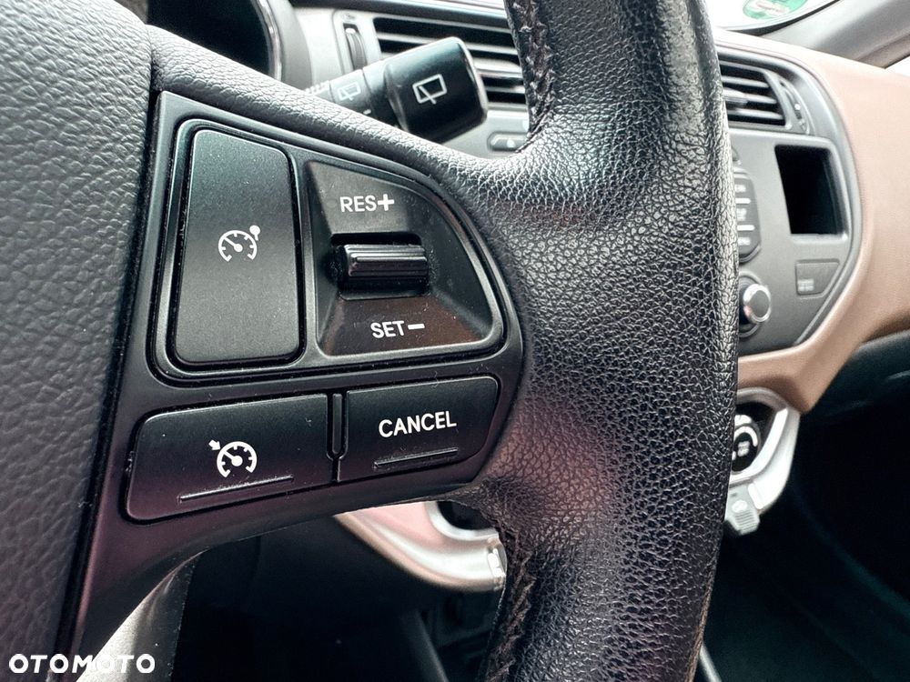 Kia Rio 1.4 Platinum Edition - 40