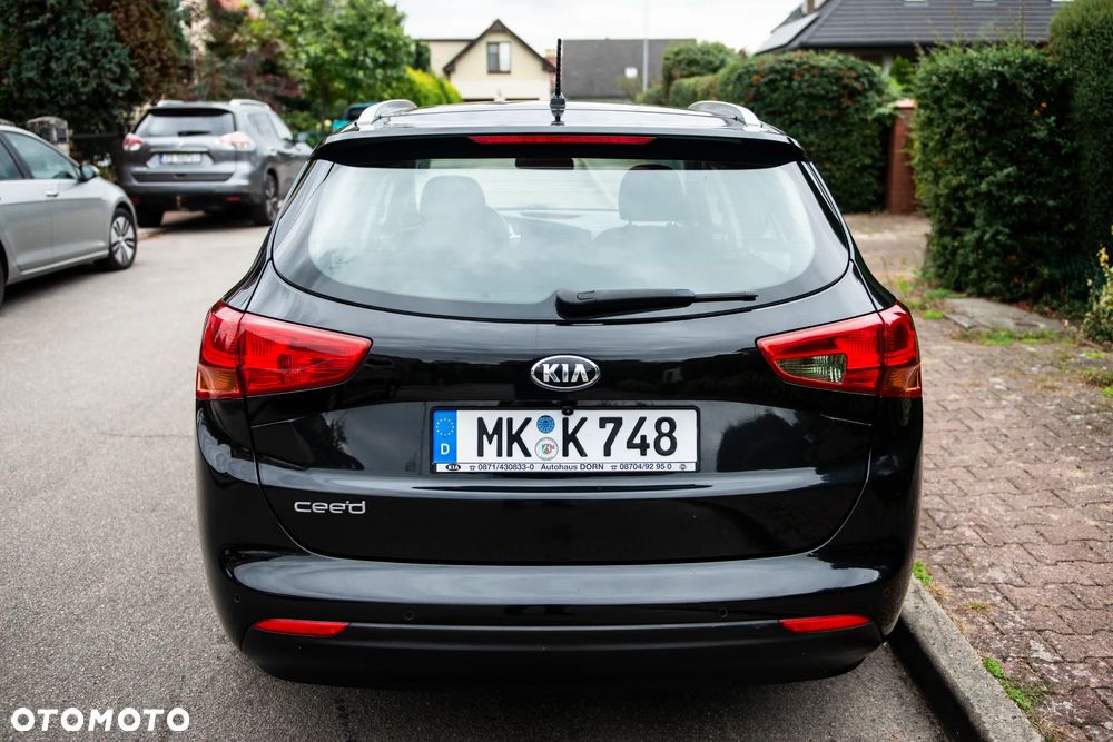 Kia Ceed 1.6 GDI ISG Vision - 13