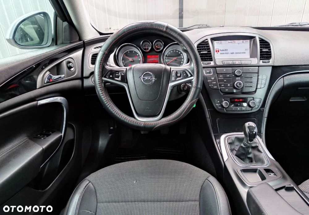 Opel Insignia - 21