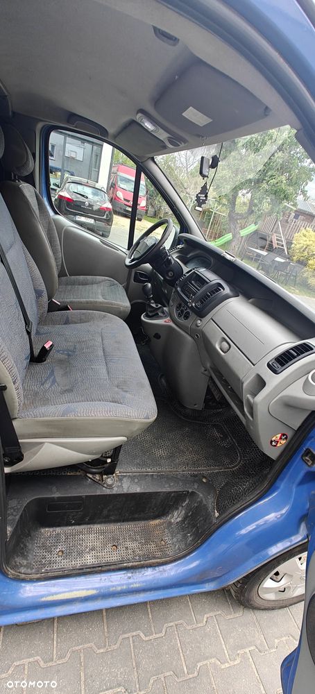 Renault TRAFIC - 13