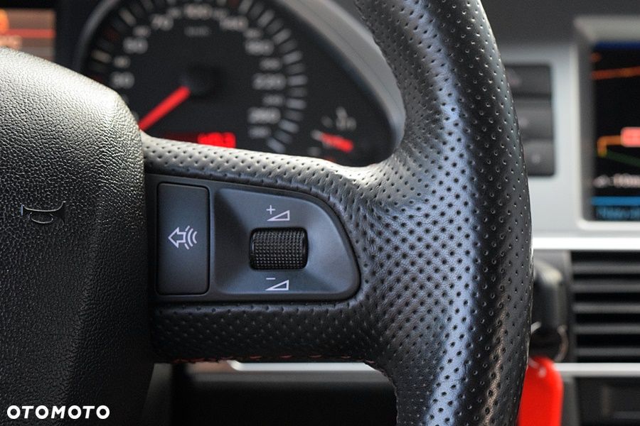 Audi A6 Limousine 3.0 TDI DPF quattro tiptronic - 31