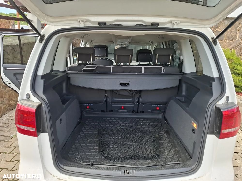 Volkswagen Touran 2.0 TDI DSG Comfortline - 7