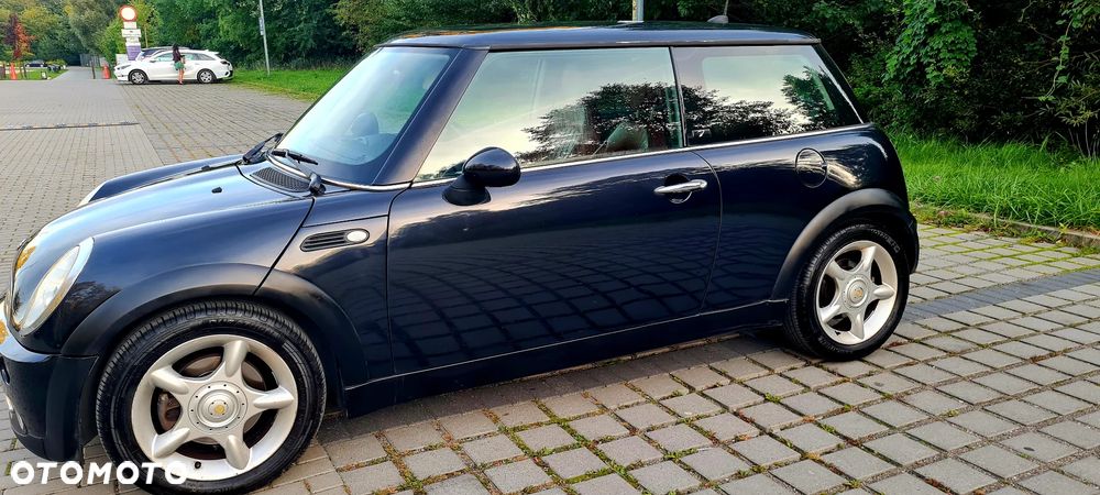 MINI ONE Seven - 12