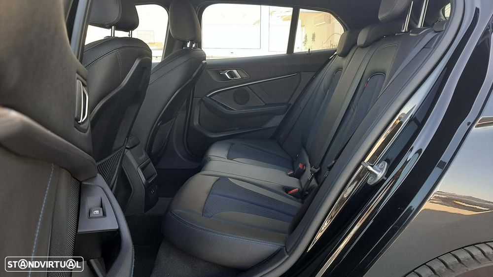 BMW 116 d Pack Desportivo M - 16