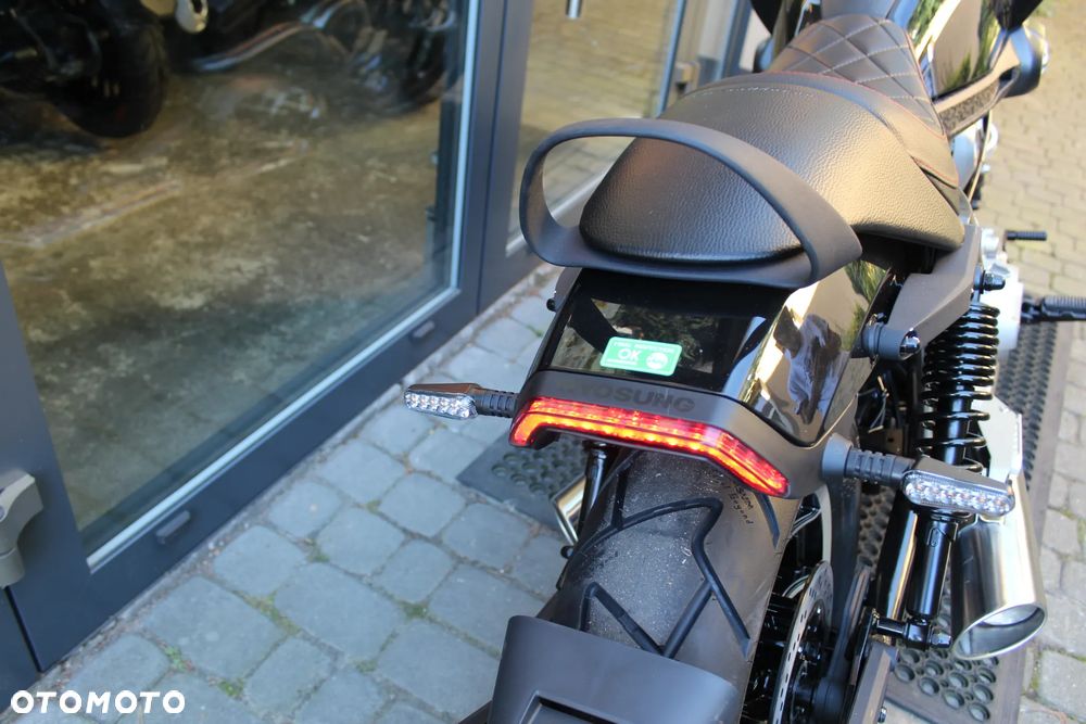 Hyosung GV - 17