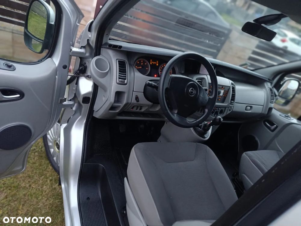 Opel Vivaro - 4