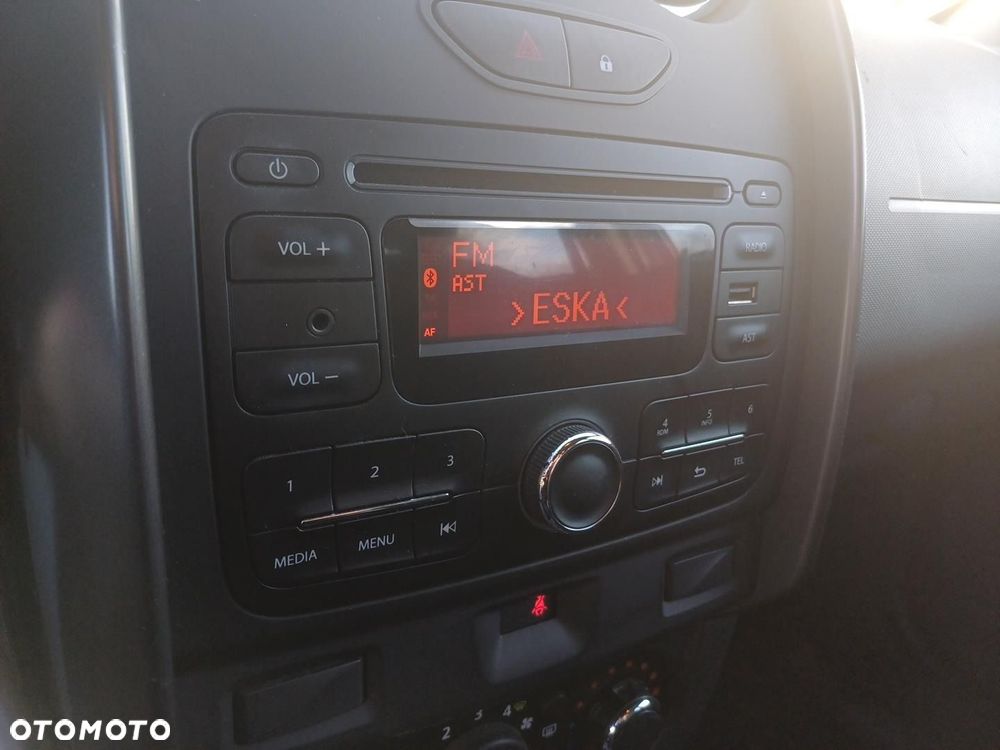 Dacia Duster 1.6 SCe S&S - 21