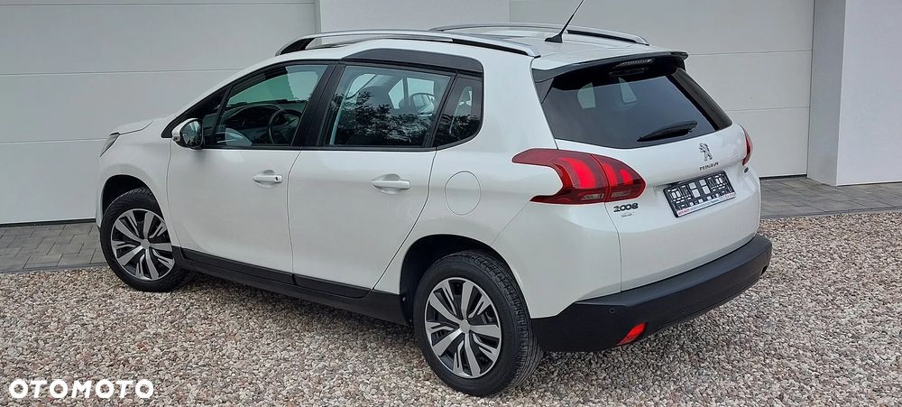 Peugeot 2008 PureTech 110 Stop&Start EAT6 Active - 11