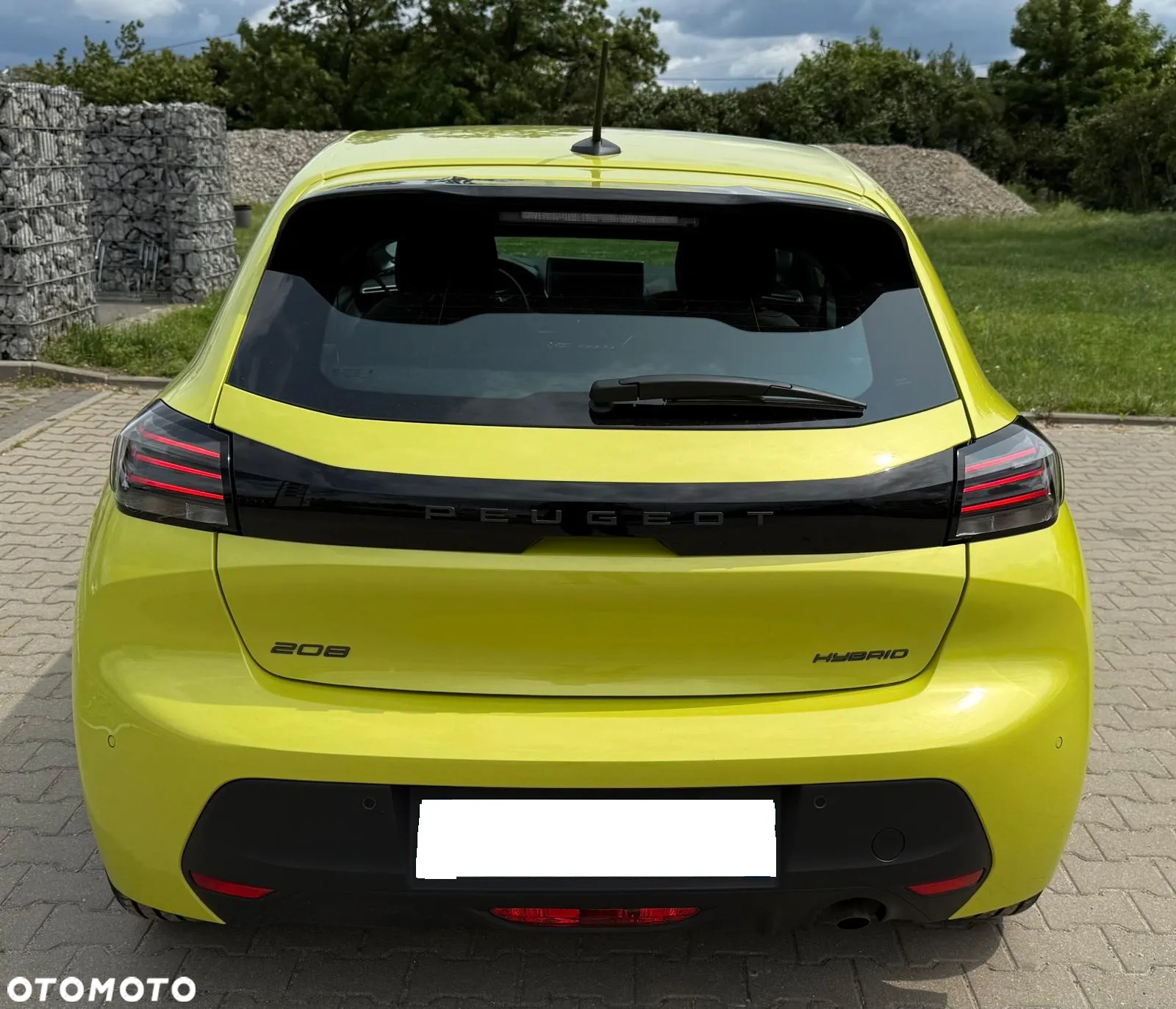 Peugeot 208 - 5