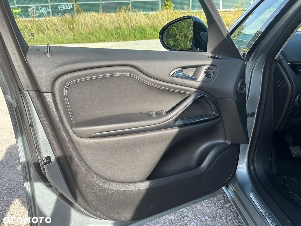 Opel Zafira Tourer 1.4 Turbo Innovation - 15