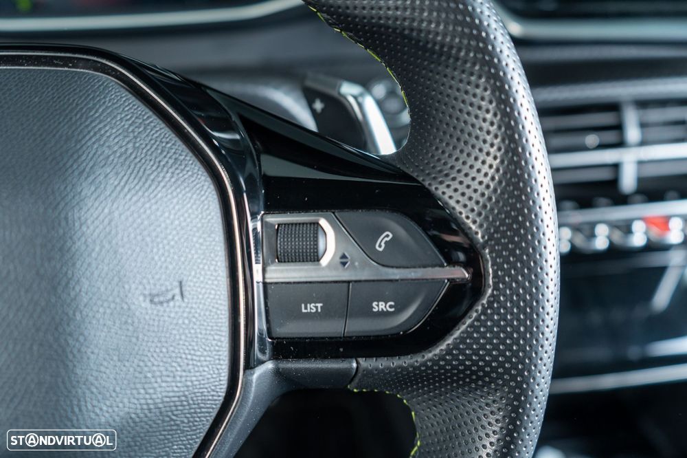 Peugeot 208 PureTech 100 EAT8 GT Pack - 22