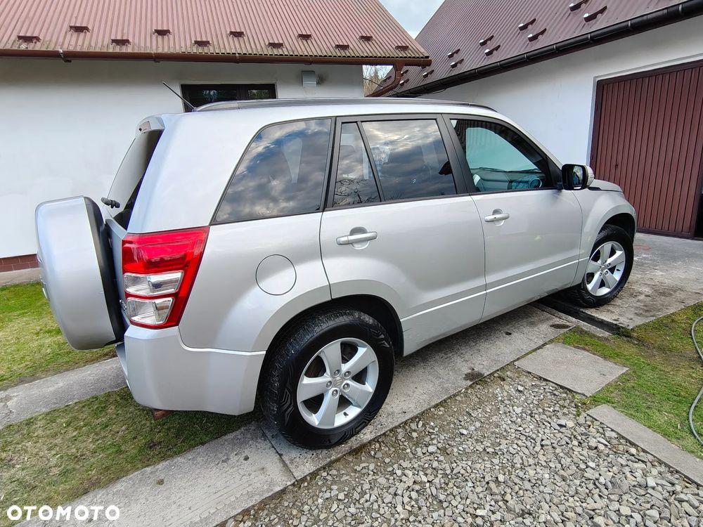 Suzuki Grand Vitara 2.4 Premium - 3
