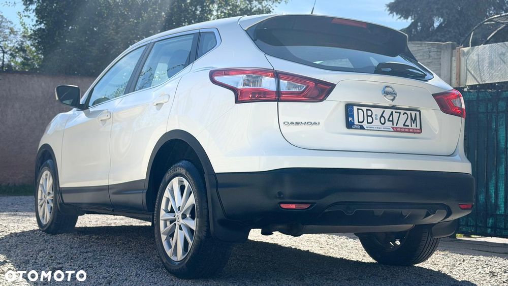 Nissan Qashqai 1.2 DIG-T Xtronic ACENTA - 12
