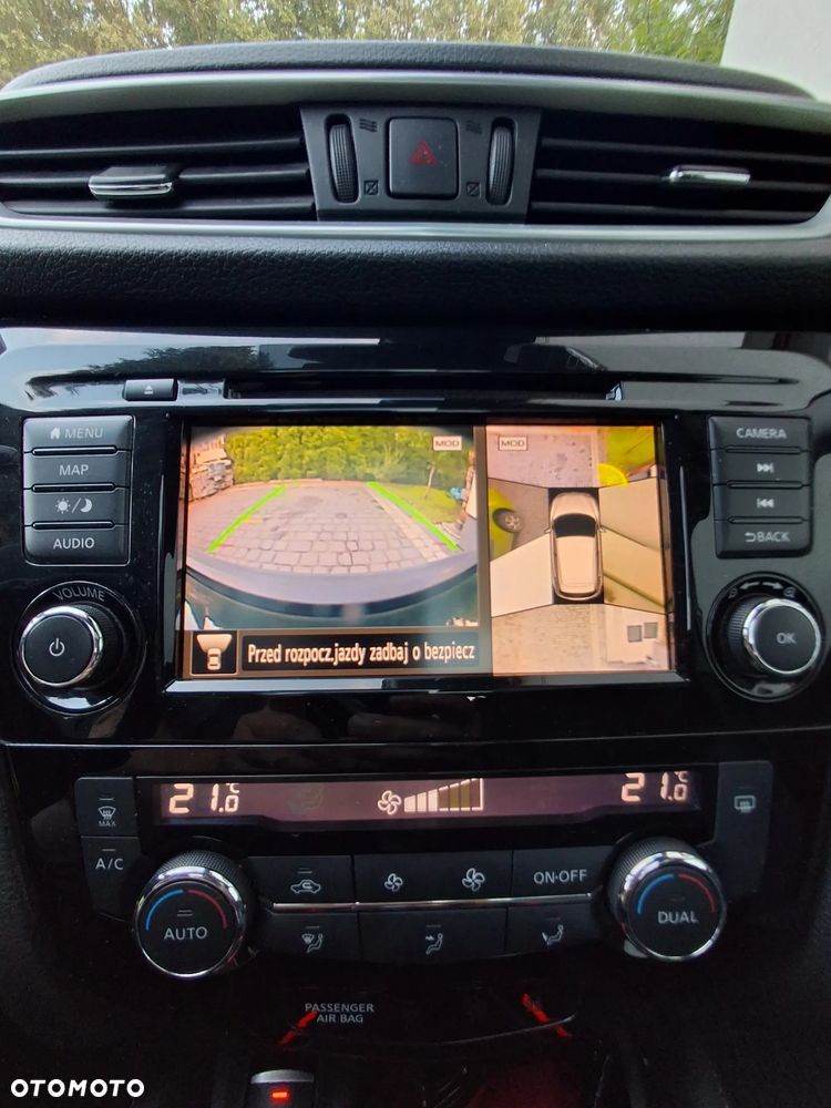 Nissan Qashqai 1.3 DIG-T N-Connecta - 17