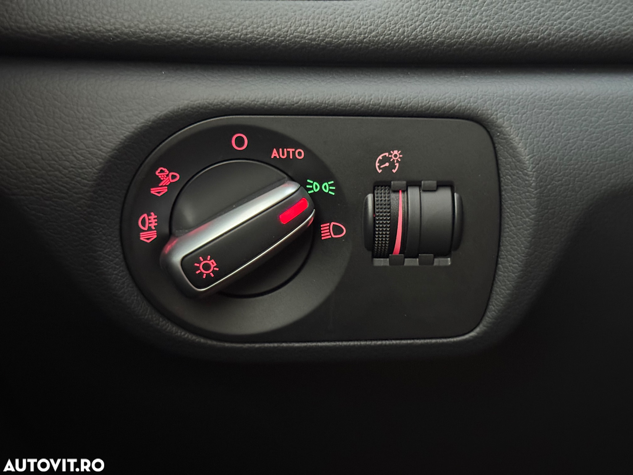 Audi Q3 2.0 TDI Quattro Stronic Sport - 9